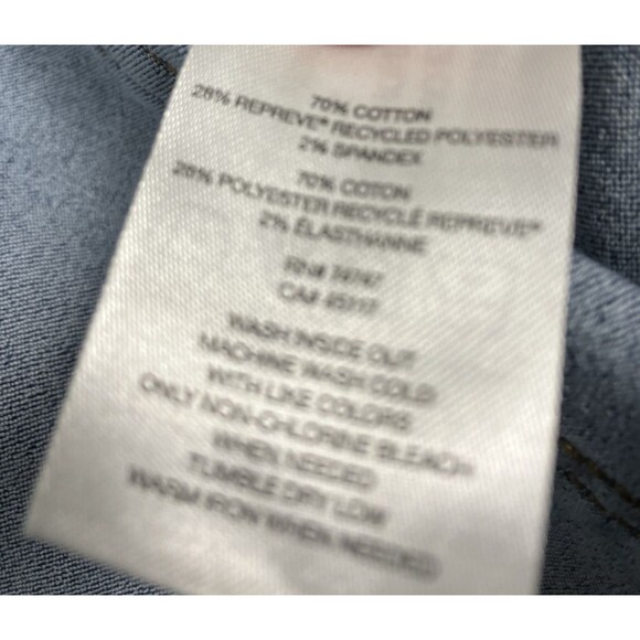 Natural Reflections Capri Camp Side Skimmer Light Blue Jeans Size 4 NWT - Picture 3 of 8